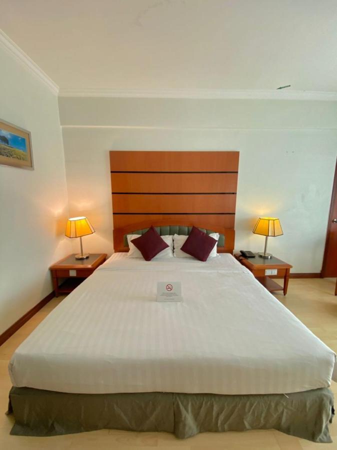 Oriental Crystal Hotel Kajang Zewnętrze zdjęcie