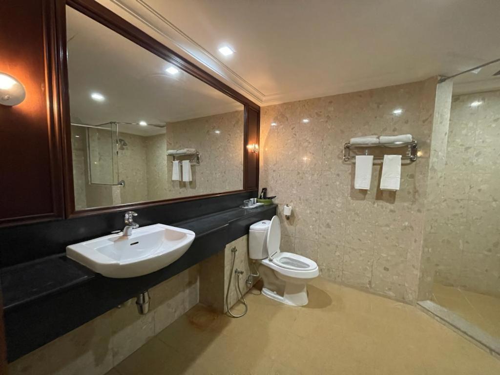 Oriental Crystal Hotel Kajang Zewnętrze zdjęcie